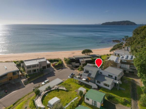 Ocean View Beach Beauty - Tairua Holiday Home